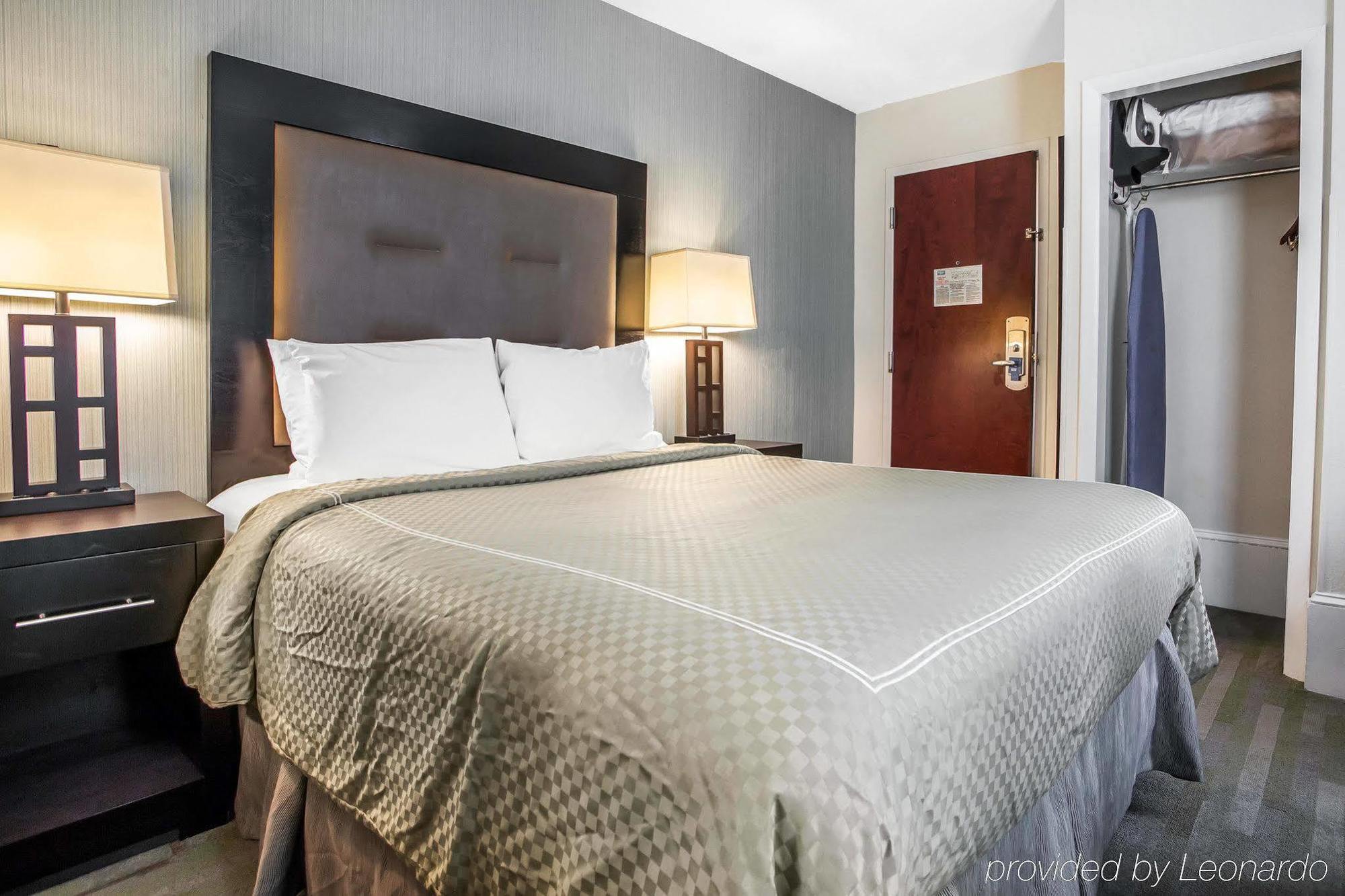 Quality Inn Center City ฟิลาเดลเฟีย ภายนอก รูปภาพ