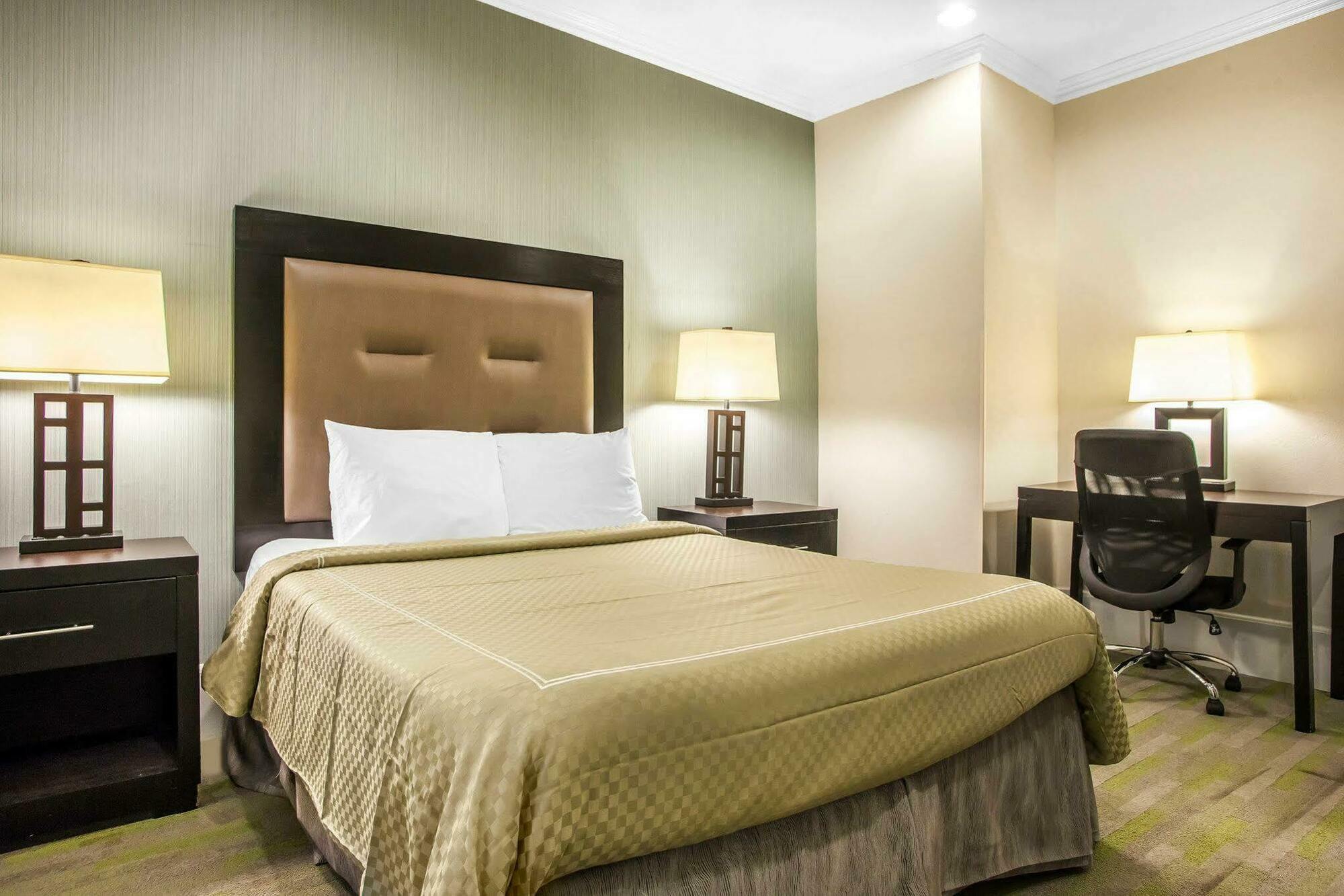Quality Inn Center City ฟิลาเดลเฟีย ภายนอก รูปภาพ